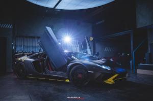 Lamborghini Aventador LP750-4 SV Satin Pearl Nero with Matte Yellow Accents by Impressive Wrap 2017 года